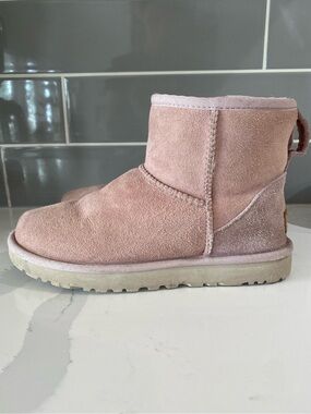 Ugg Classic Mini Boots
